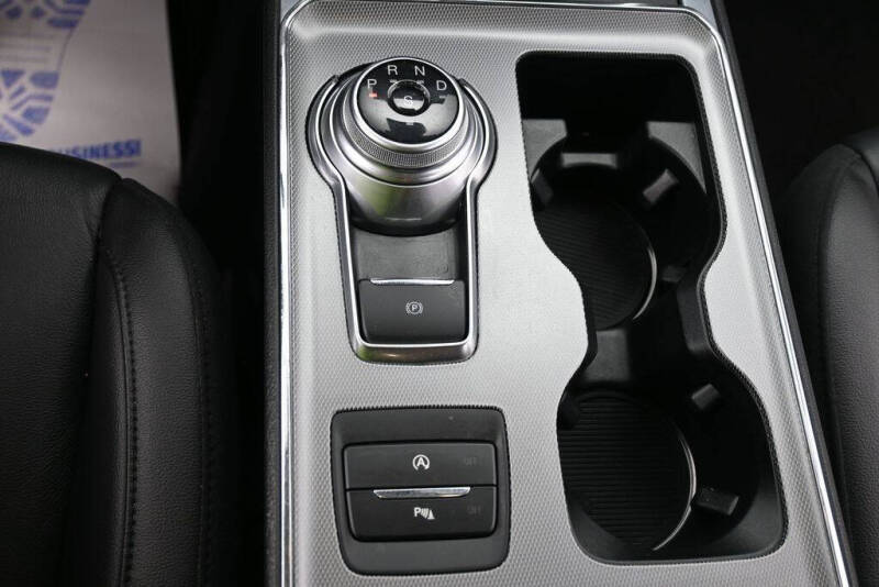 2021 Ford Edge Titanium