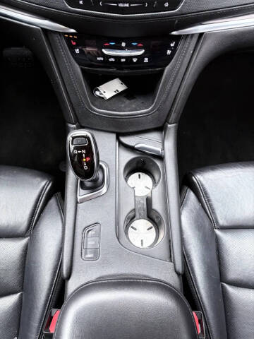 2018 Cadillac XT5 Premium Luxury