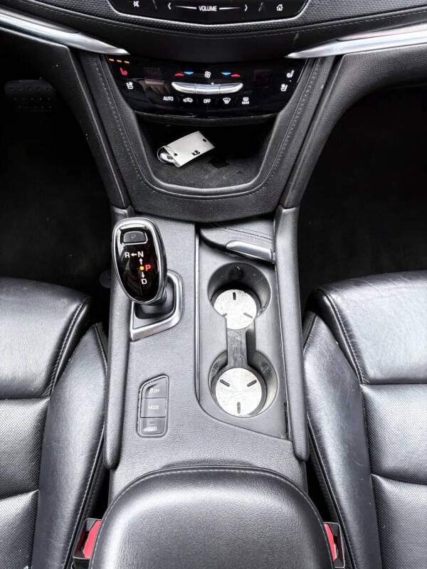 2018 Cadillac XT5 Premium Luxury