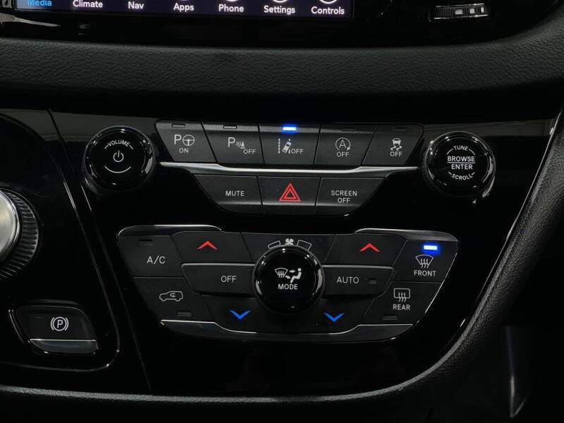 2020 Chrysler Pacifica Launch Edition