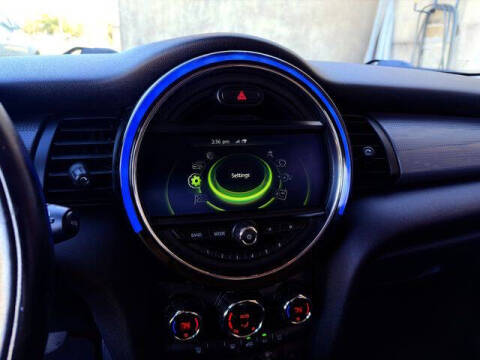 2017 MINI Hardtop 2 Door Cooper