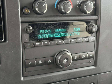 2025 Chevrolet Express 2500
