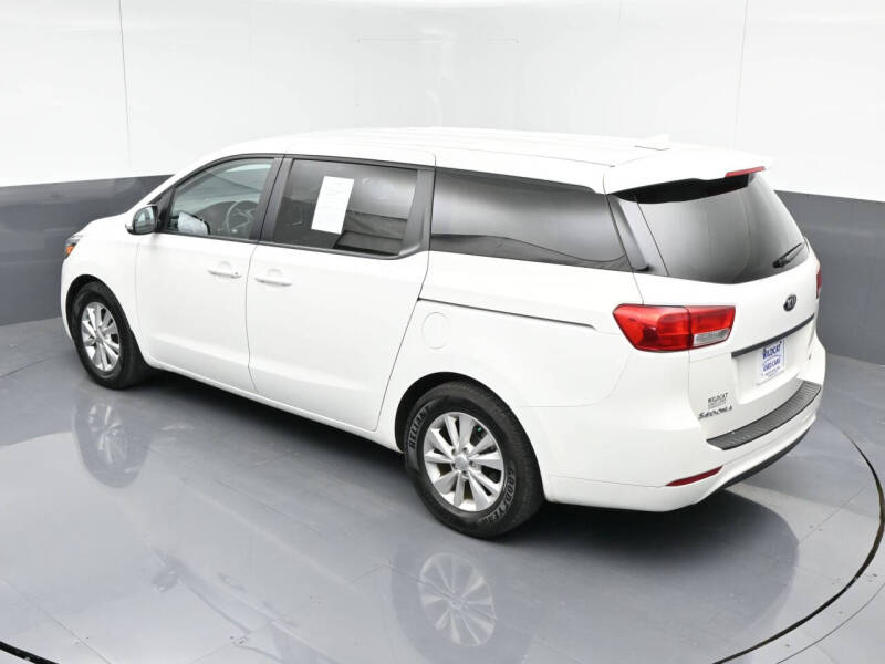 2017 Kia Sedona LX