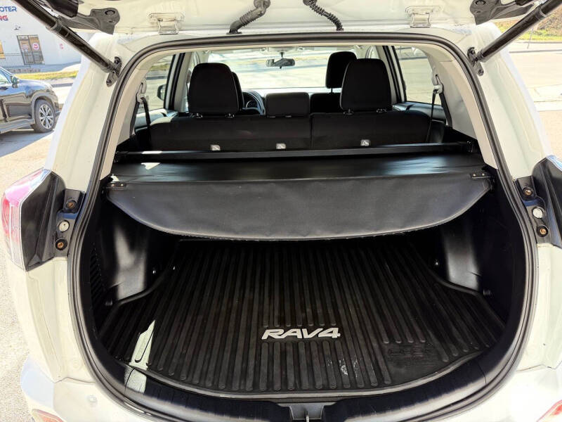 2016 Toyota RAV4 XLE