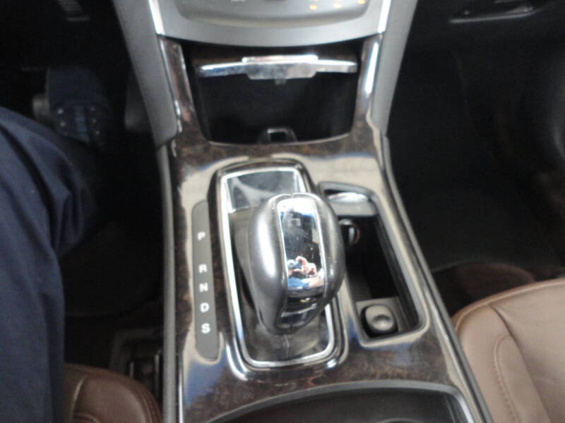 2014 Lincoln MKS