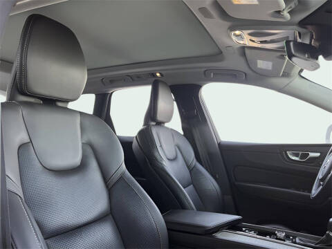 2021 Volvo XC60 T5 Inscription