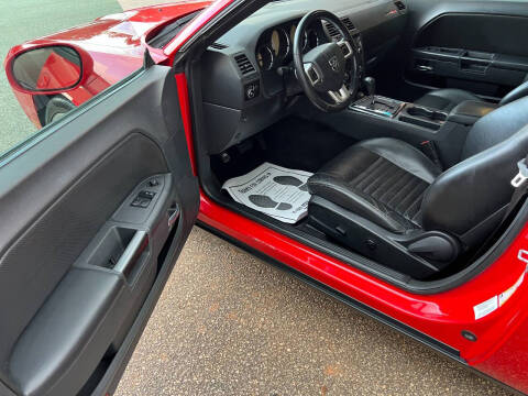 2014 Dodge Challenger SXT