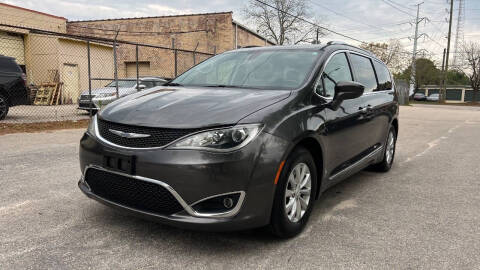 2018 Chrysler Pacifica Touring L