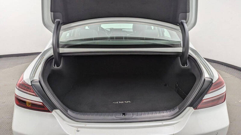 2022 Genesis G70