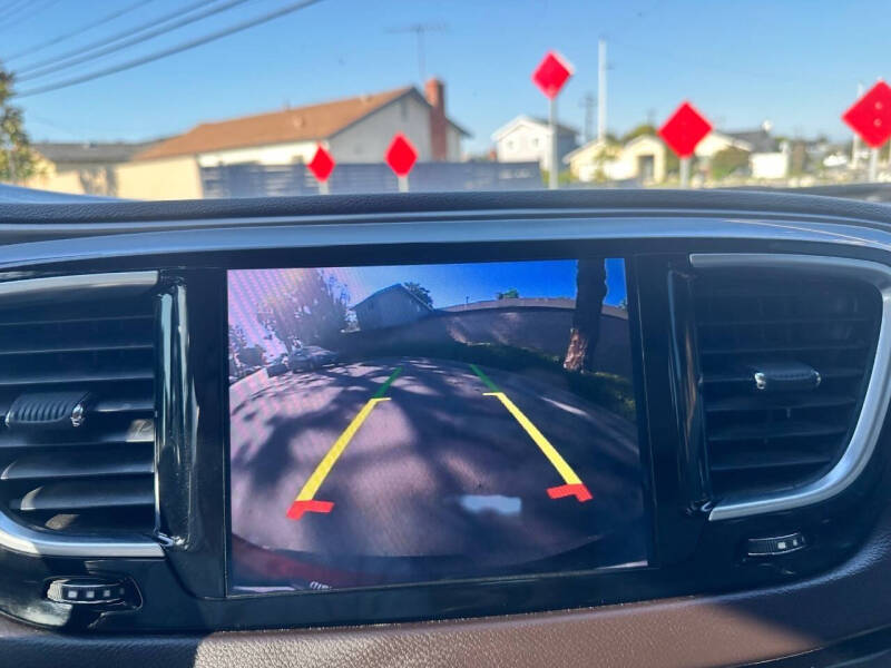 2018 Chrysler Pacifica Touring L Plus
