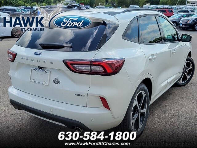 2024 Ford Escape Hybrid ST-Line Elite