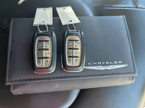 2017 Chrysler Pacifica Touring-L