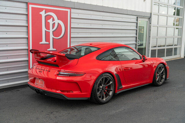 2018 Porsche 911 42