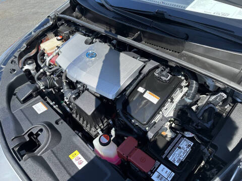 2016 Toyota Prius Two