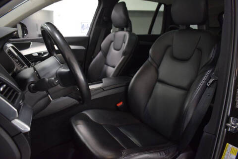 2018 Volvo XC90 T5 Momentum 7-Passenger