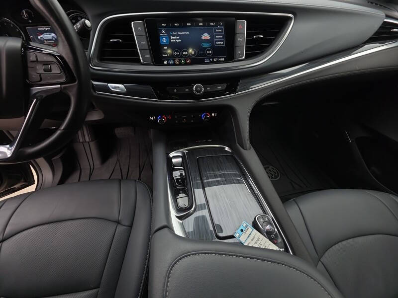 2024 Buick Enclave Essence