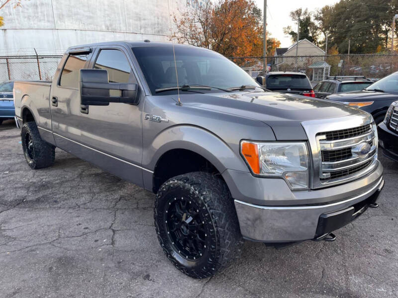 2013 Ford F-150 XLT's photo