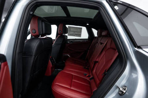 2025 Porsche Macan GTS