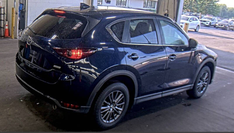 2019 Mazda CX-5 Touring's photo