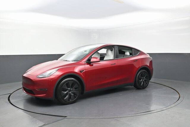 2025 Tesla Model Y Long Range