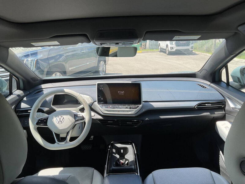 2023 Volkswagen ID.4 Pro S Plus