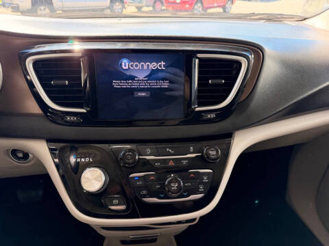 2018 Chrysler Pacifica Touring Plus