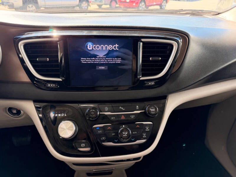 2018 Chrysler Pacifica Touring Plus