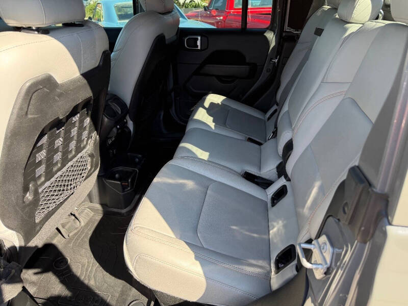 2021 Jeep Gladiator Mojave