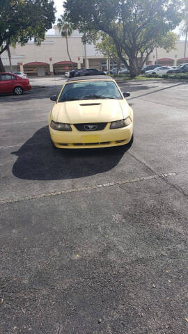 2002 Ford Mustang Deluxe