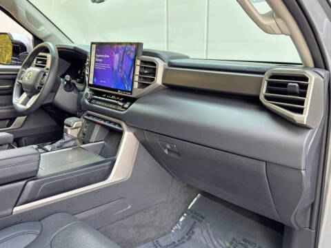 2023 Toyota Sequoia SR5