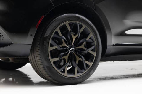 2021 Aston Martin DBX