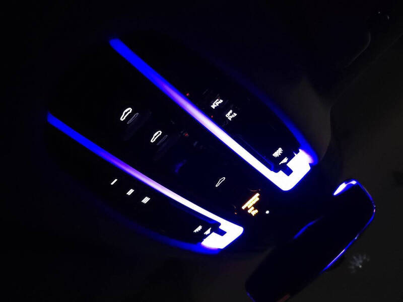 2023 Porsche Cayenne Platinum Edition