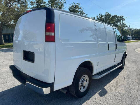 2024 Chevrolet Express 2500