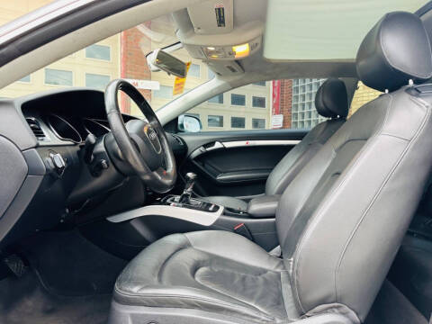 2010 Audi A5 2.0T quattro Premium Plus