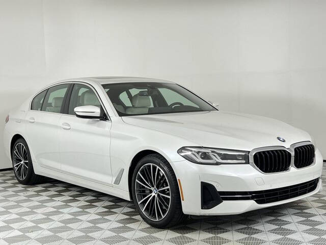 2022 BMW 5 Series 530i