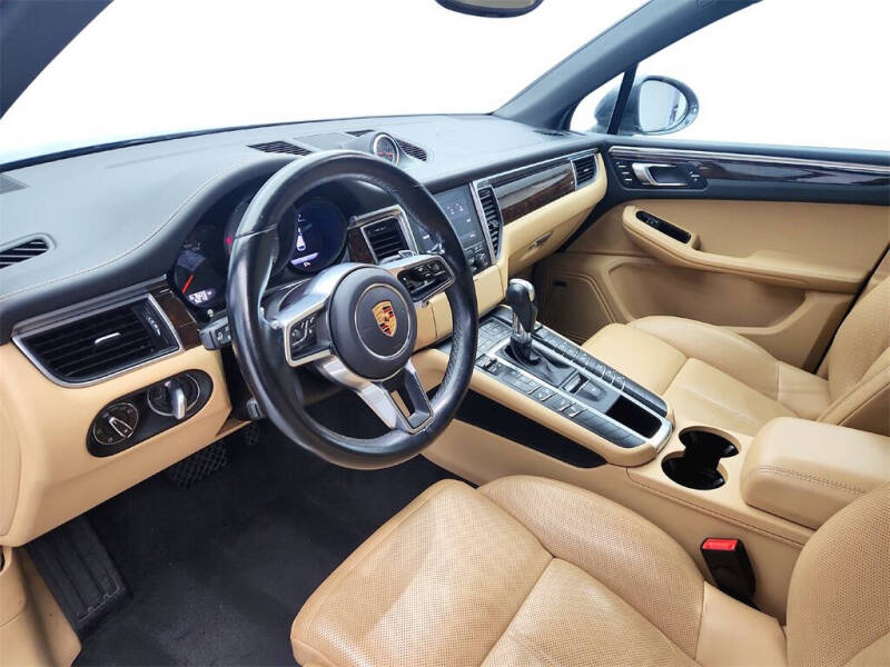 2017 Porsche Macan S