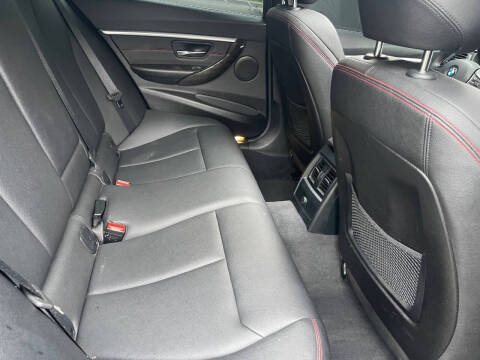 2017 BMW 3 Series 330i