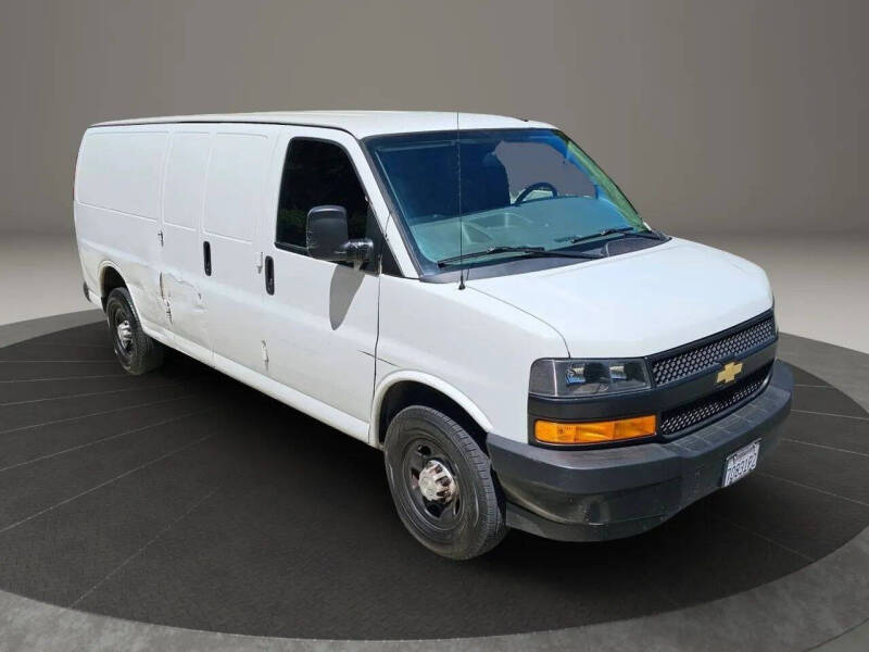 2018 Chevrolet Express 2500