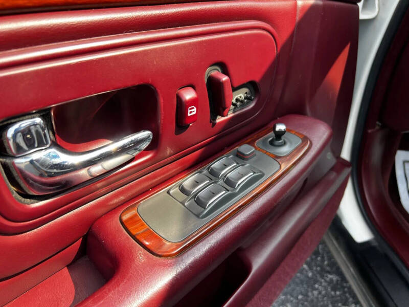 1998 Cadillac DeVille Concours