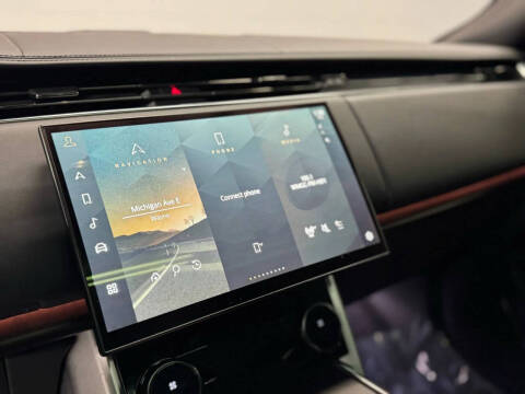 2023 Land Rover Range Rover P530 SV LWB