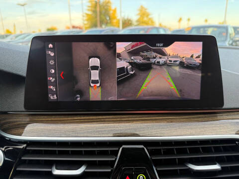 2019 BMW 5 Series 530i