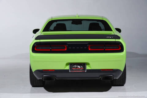 2015 Dodge Challenger SRT Hellcat