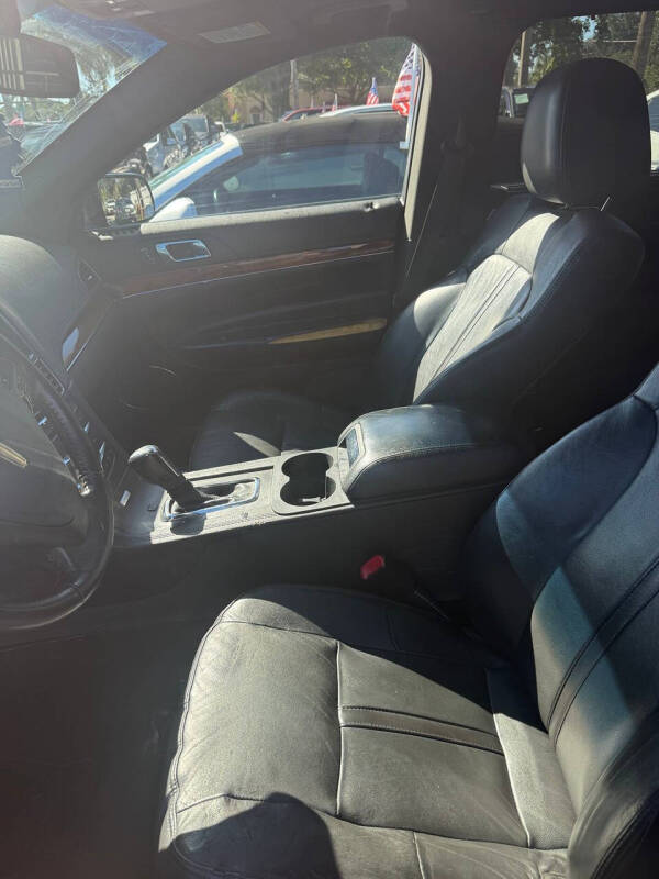 2018 Lincoln MKT Town Car Livery Fleet