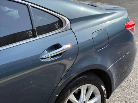 2011 Lexus ES 350