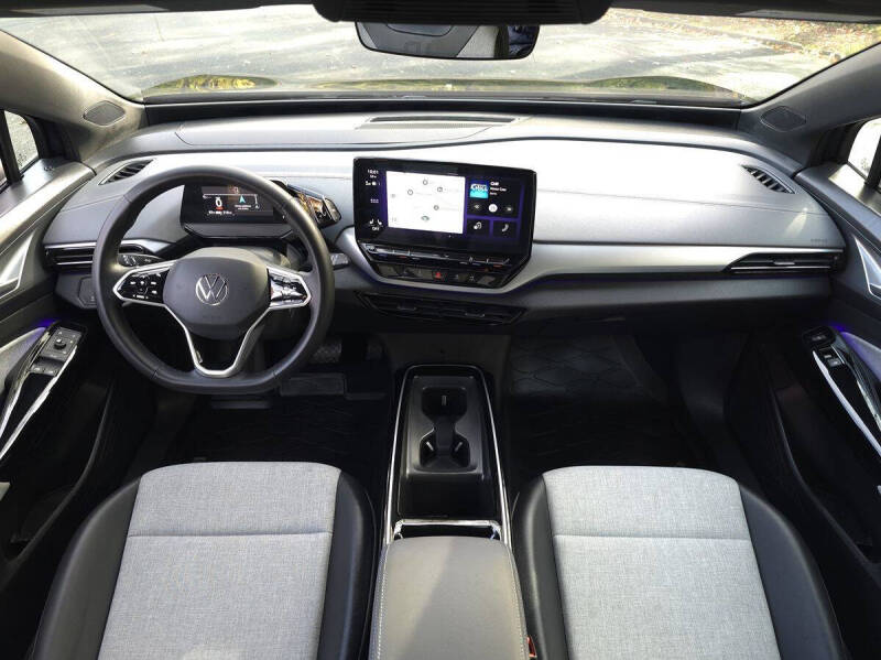2023 Volkswagen ID.4 Pro