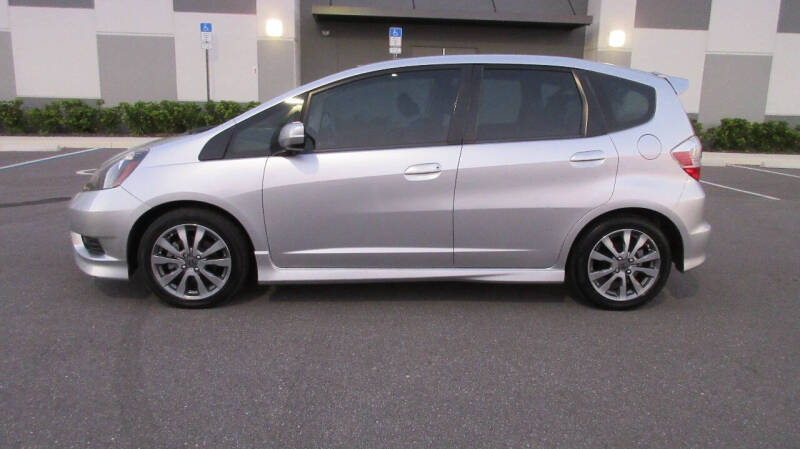 2013 Honda Fit Sport photo 2