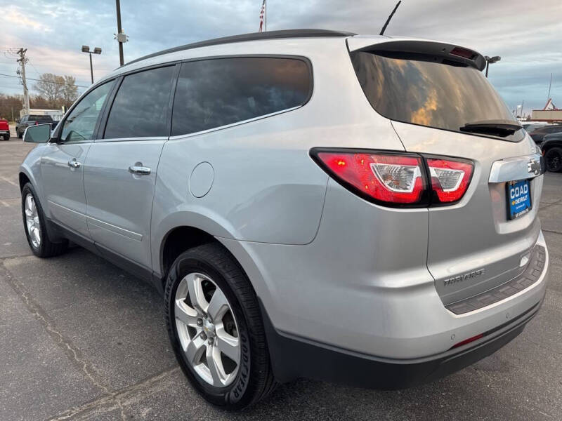2017 Chevrolet Traverse LT
