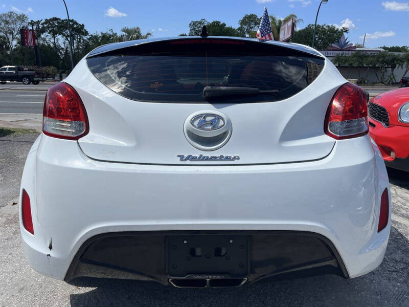 2013 Hyundai Veloster for sale in Orlando, FL
