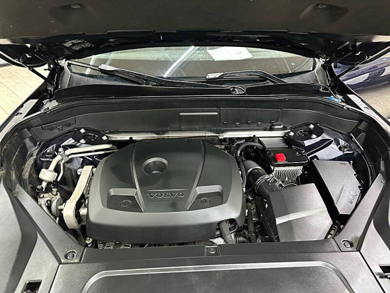2019 Volvo XC90 T5 Momentum