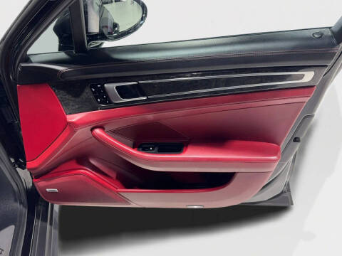 2018 Porsche Panamera